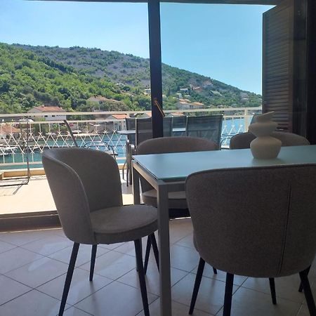Apartmani Pulic 센 외부 사진